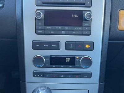 2010 Lincoln MKX FWD 4dr