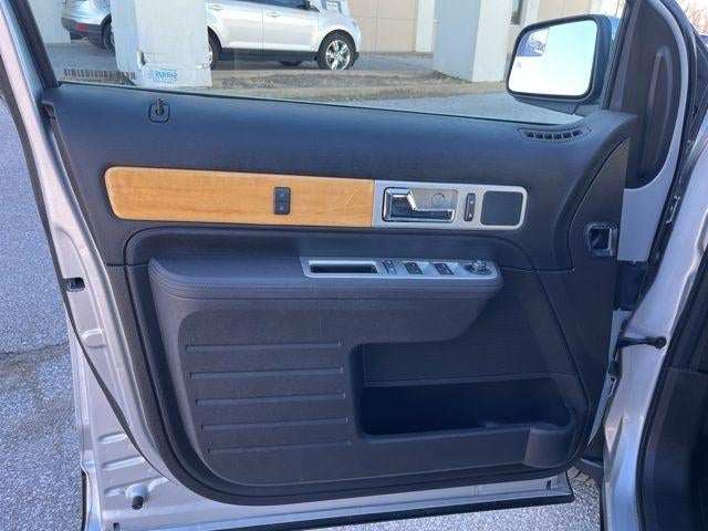 2010 Lincoln MKX FWD 4dr