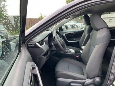 2024 Toyota RAV4 LE AWD (Natl)
