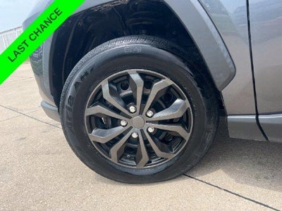 2019 Toyota RAV4 LE AWD (Natl)