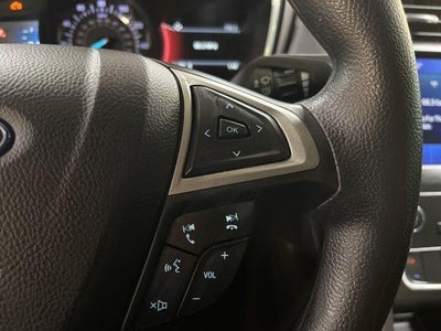 2020 Ford Fusion SE FWD