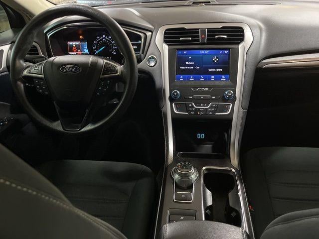 2020 Ford Fusion SE FWD