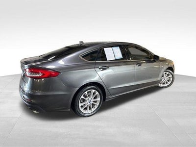 2020 Ford Fusion SE FWD