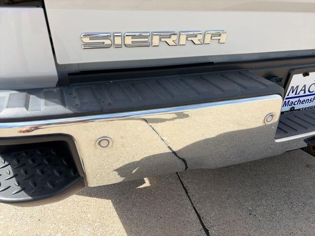 2018 GMC Sierra 1500 Crew Cab Short Box 4-Wheel Drive SLT