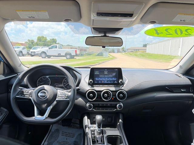 2024 Nissan Sentra SV CVT