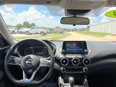 2024 Nissan Sentra SV CVT
