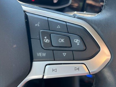 2025 Volkswagen Jetta SE Auto