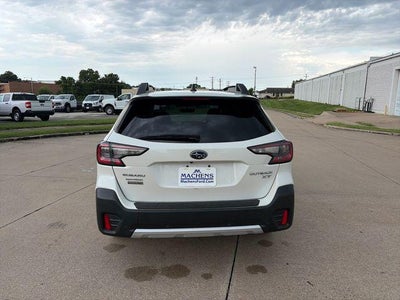 2022 Subaru Outback Limited XT CVT