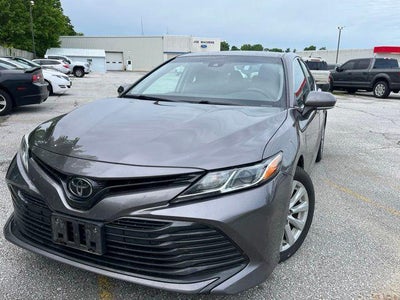 2019 Toyota Camry LE Auto (SE)
