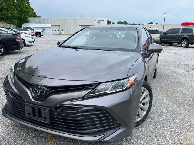 2019 Toyota Camry LE Auto (SE)