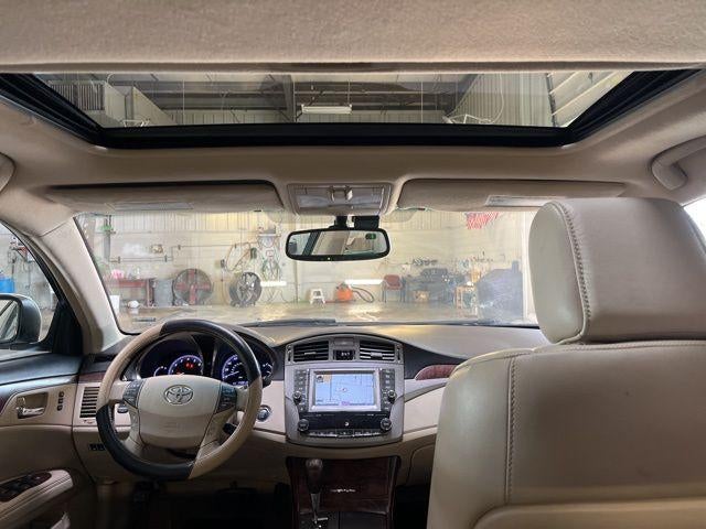 2012 Toyota Avalon 4dr Sdn Limited (Natl)