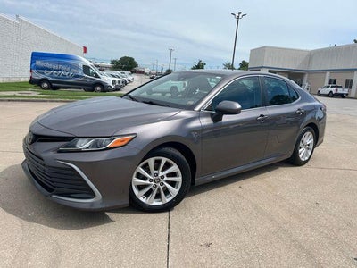 2021 Toyota Camry LE Auto (SE)
