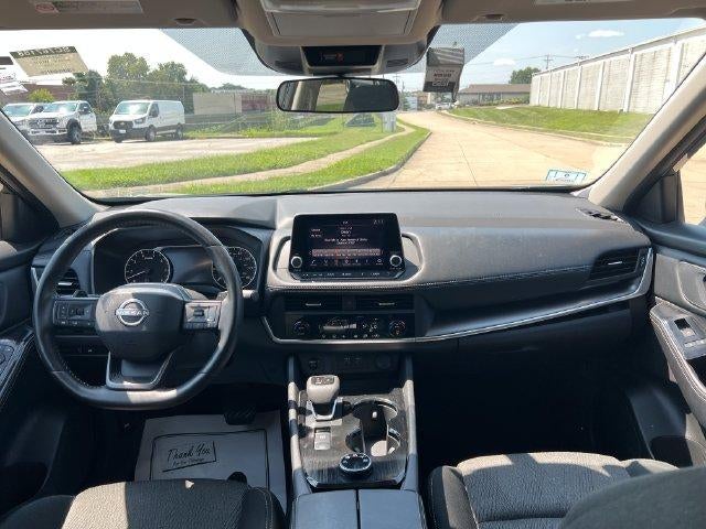 2025 Nissan Rogue AWD SV