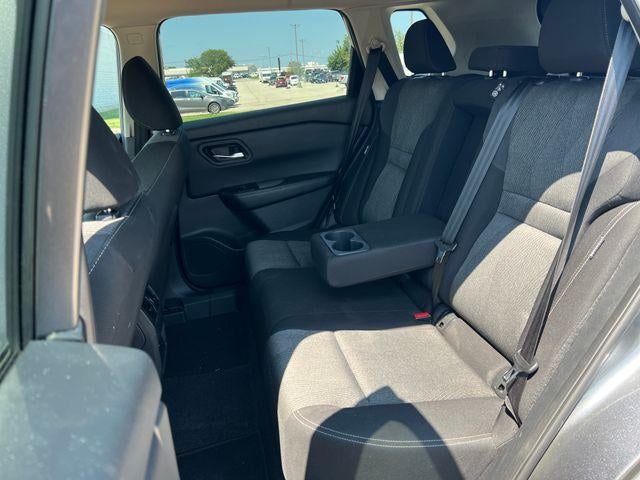 2025 Nissan Rogue AWD SV