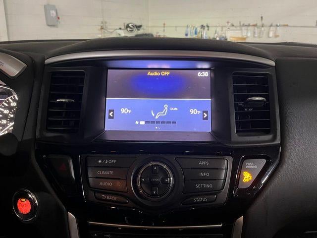 2018 Nissan Pathfinder 4x4 SV