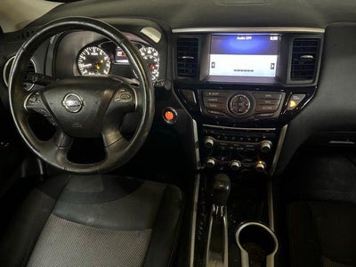 2018 Nissan Pathfinder 4x4 SV