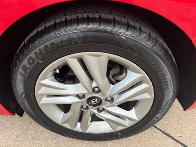 2020 Hyundai ELANTRA SEL IVT