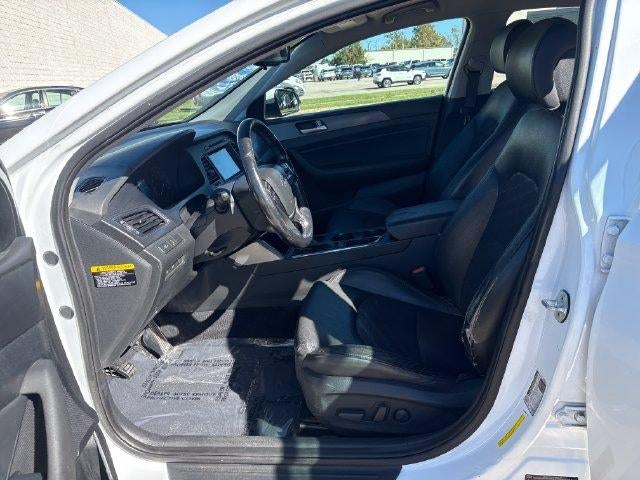 2016 Hyundai SONATA 4dr Sdn 2.4L Sport