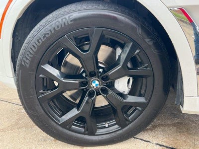 2022 BMW X7 xDrive40i Sports Activity Vehicle