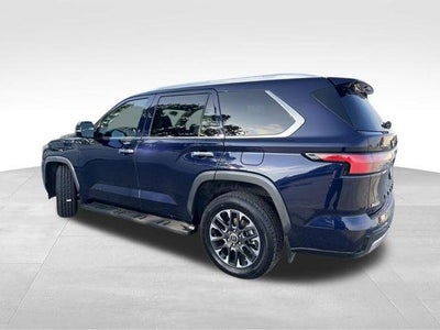 2024 Toyota Sequoia Limited 4WD (SE)
