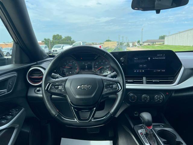 2025 Chevrolet Trax FWD 4dr 1RS