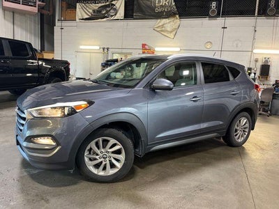 2016 Hyundai TUCSON AWD 4dr SE