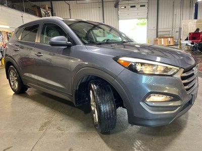 2016 Hyundai TUCSON AWD 4dr SE