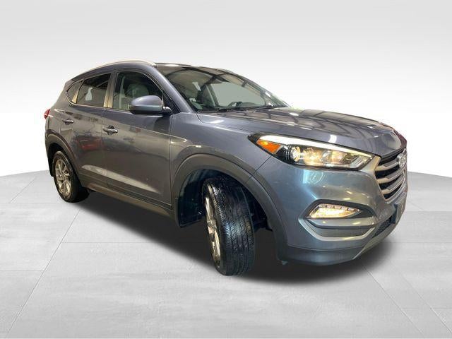 2016 Hyundai TUCSON AWD 4dr SE