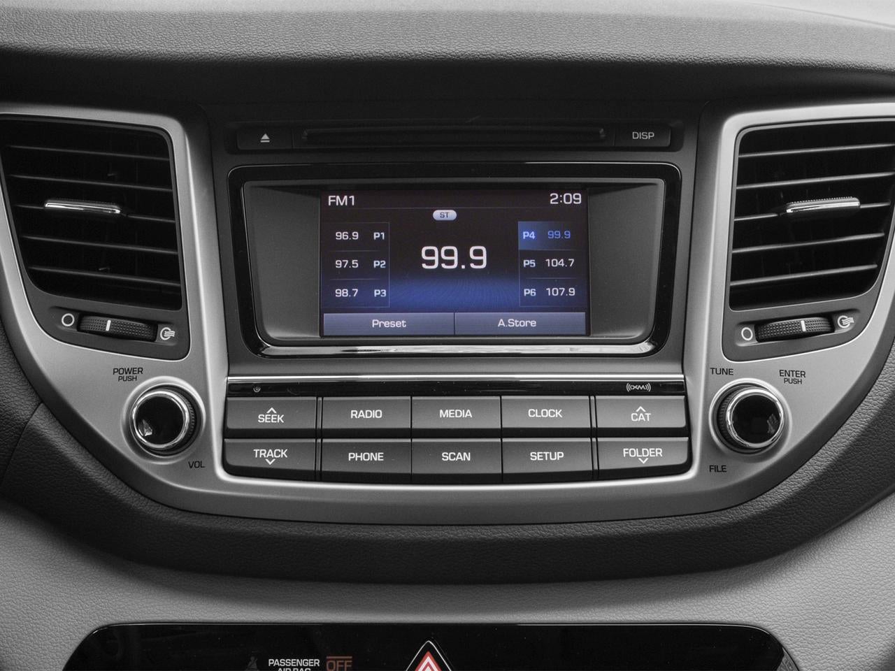 2016 Hyundai TUCSON AWD 4dr SE