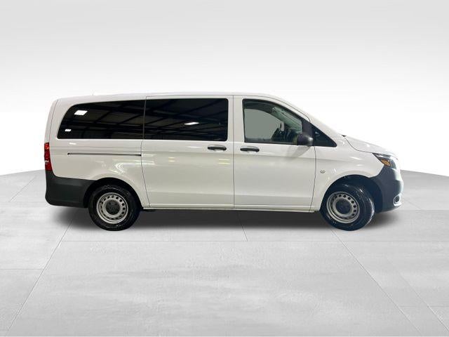 2023 Mercedes-Benz Metris Passenger Van Standard Roof 126" Wheelbase