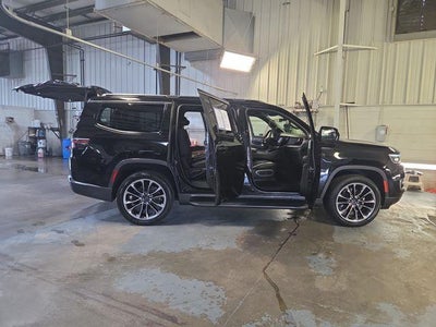 2022 Jeep Wagoneer Series II 4x4
