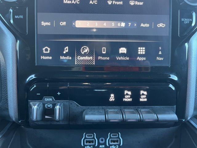 2025 RAM 1500 Big Horn 4x4 Crew Cab 5'7" Box