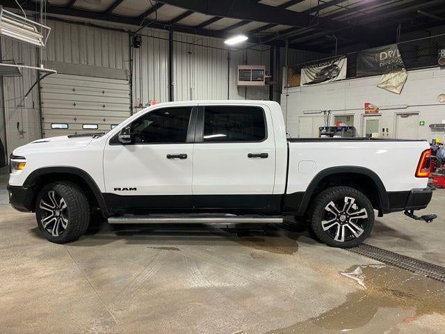 2022 RAM 1500 Rebel 4x4 Crew Cab 5'7" Box