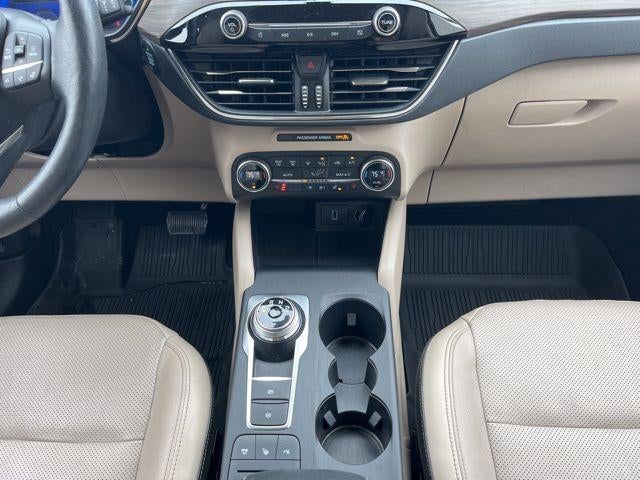 2020 Ford Escape Titanium Hybrid FWD