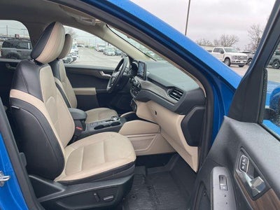 2020 Ford Escape Titanium Hybrid FWD