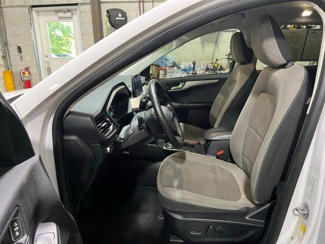 2021 Ford Escape SE FWD
