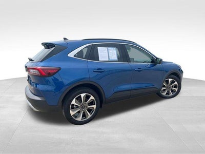 2023 Ford Escape Platinum FWD
