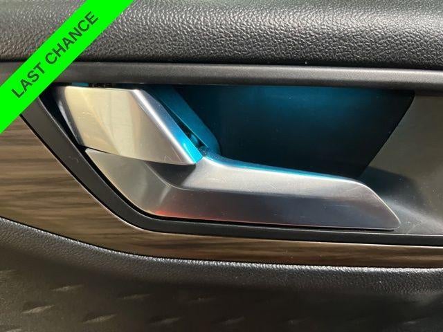 2020 Ford Escape Titanium AWD