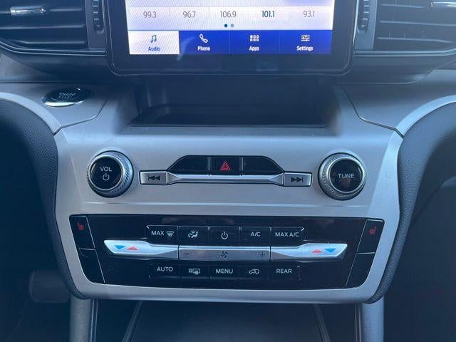 2022 Ford Explorer XLT 4WD