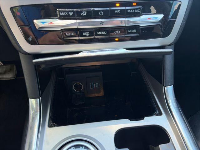 2022 Ford Explorer XLT 4WD