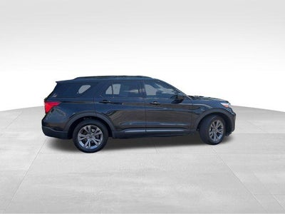 2022 Ford Explorer XLT 4WD