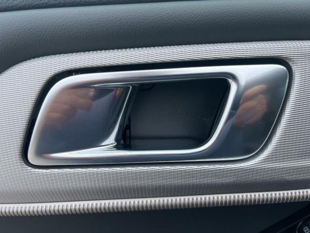 2025 Ford Explorer Active 4WD