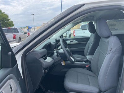 2025 Ford Explorer Active 4WD