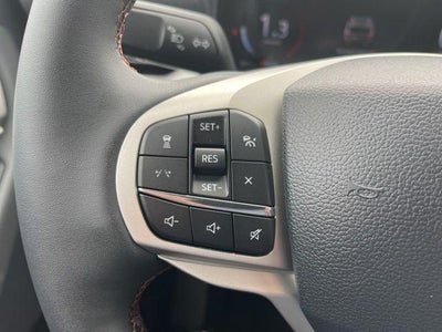 2025 Ford Explorer Active 4WD