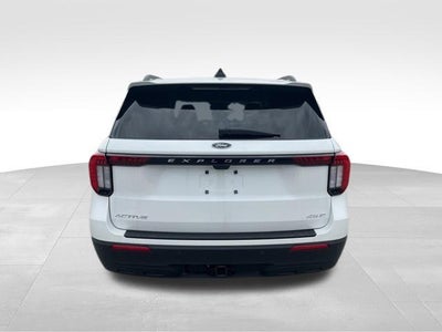 2025 Ford Explorer Active 4WD