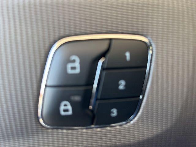 2025 Ford Explorer ST-Line 4WD