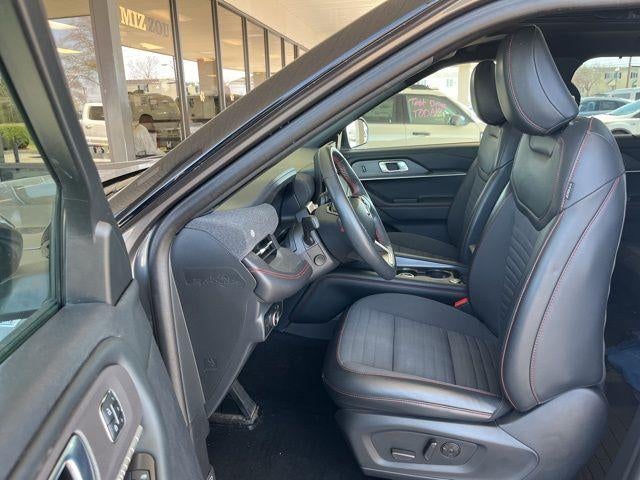 2025 Ford Explorer ST-Line 4WD