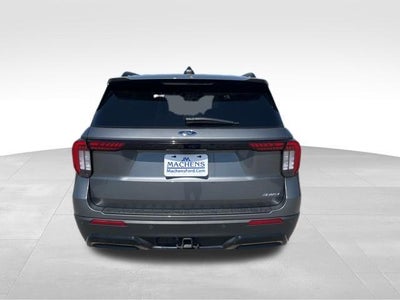 2025 Ford Explorer ST-Line 4WD