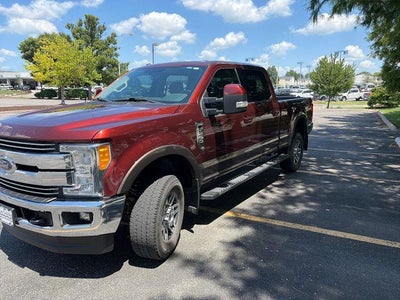2017 Ford Super Duty F-250 SRW Lariat 4WD Crew Cab 6.75' Box