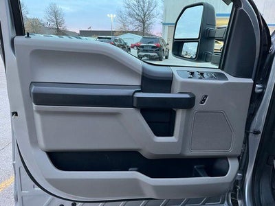 2022 Ford Super Duty F-250 SRW XL 4WD Crew Cab 6.75' Box